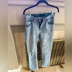Levi's Light Blue jeans 28x30 (size 16)